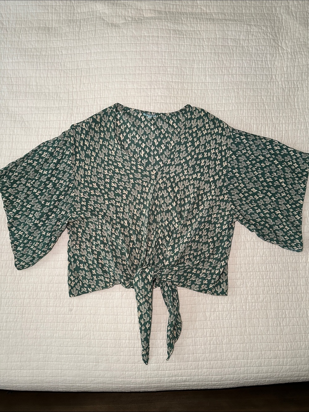 Nostalgia Green Cactus-Print Tie-Front Crop Top